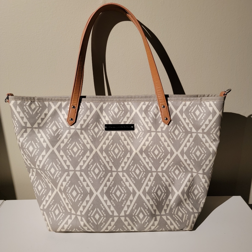 Petunia Pickle Bottom Downtown Tote